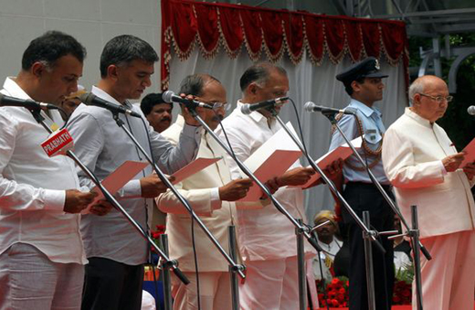 Karnataka Cabinet-Protest2